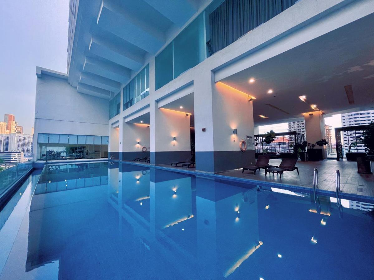 Lux Suites Kl City Pavilion Bukit Bintang With Infinity Pool كوالالمبور المظهر الخارجي الصورة